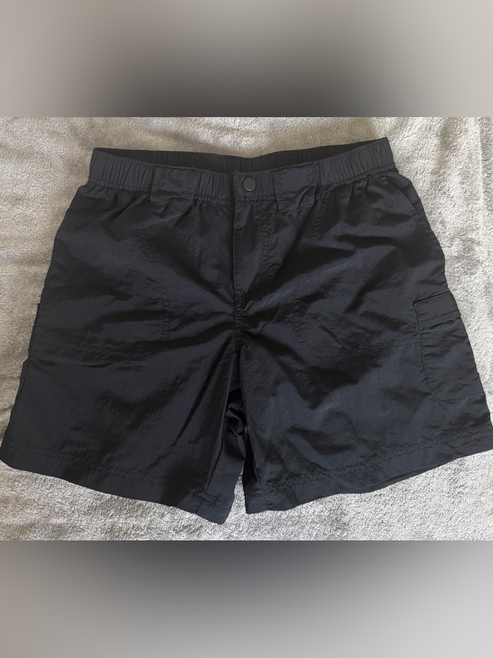 COLUMBIA HIKING SHORTS WOMEN’S SIZE XS LIGHTWEIGHT MATERIAL FOUR POCKETS